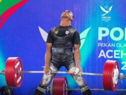 Mulai Bertanding, Cabor Angkat Berat Perebutkan 16 Emas di PON XXI