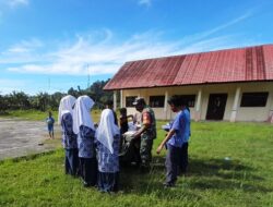 Motor Pintar Babinsa Koramil 03/Setia Bakti Di Sambut Antusias Oleh Siswa
