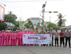 Bulan Penuh Berkah,Polres Aceh Besar Bagikan Takjil Kepada Masyarakat Pengguna Jalan