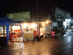 H. Muharram Idris Bupati Aceh Besar : Keude atau Peukan Lamlhom Layak Diberikan Penghargaan.