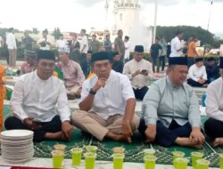 Bupati Aceh Besar H. Muharram Idris Menghadiri Buka Puasa Bersama Pada Ramadhan Festival di Mesjid Raya Baiturrahman.