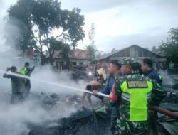 Anggota Kodam IM Bantu Evakuasi Korban Kebakaran di Kec. Babul Rahmah, Kab. Agara