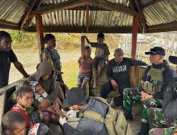 GELAR BAKTI SOSIAL, SATGAS YONIF 112/DJ LAKSANAKAN GOTONG ROYONG DAN PENGOBATAN GRATIS
