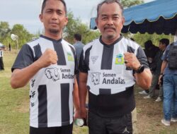 Dua Legend Sepak Bola Aceh Besar Kembali Merumput di Lapangan Serimusim Lampuuk.