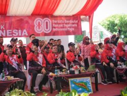 Wagub Aceh Fadhlullah Sambut Ribuan Peserta Pawai Budaya HUT ke-80 RI