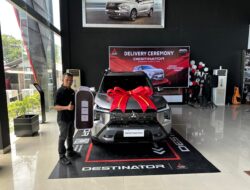 Delivery Ceremony Mitsubishi Destinator, Varian Baru Mobil Mitsubishi Hadir di Aceh