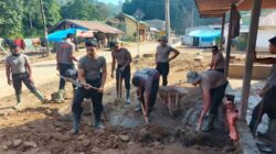 Polres Aceh Tengah Bersama Brimob Pulihkan Rumah Warga Terdampak Bencana di Rusip Antara